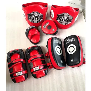 Aidong Fabrik Großhandels preis mit gutem Preis Boxen Stanzen Fokus Handschuh für MMA Muay Thai Training