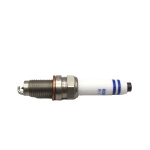Bujía Doble Platino <span class=keywords><strong>BOSCH</strong></span> 02411455297CF, Reemplazo 241145523 para VW Audi - Product Image 5