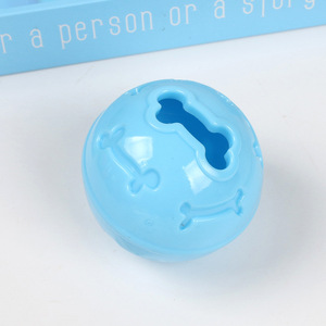 Pelota de juguete para perros TPR con campana, juguete masticable duradero para mascotas, 6.5 cm, color aleatorio, dispensador de comida para mascotas - Product Image 2