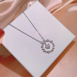 Collana con Ciondolo Geometrico a Cuore Mary Classico per Donne, Gioielli di Moda in Stile Europeo e Americano - Product Image 2
