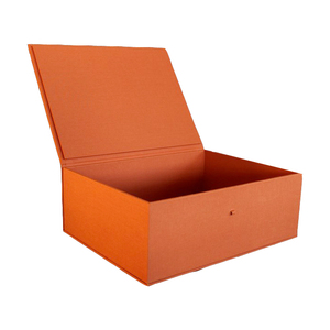 Caja de Regalo Magnética Grande Personalizada, Caja de Regalo Plegable Blanca Clásica para Empacar con Relieve y Laminado Mate - Product Image 5