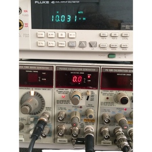 Calibrateur d'occasion Tektronix Pg506a pour oscilloscopes, instrument de mesure et d'analyse efficace - Product Image 1
