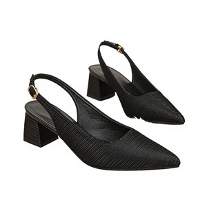 Zapatos de Tacón Grueso con Punta en Pico y Tira Trasera Negros para Oficina, para Damas - Product Image 4