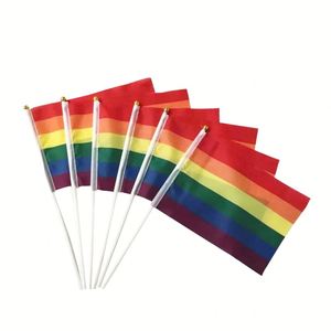 Banderas de Arcoíris Impresas Digitalmente a Doble Cara Multicolores Baratas de Alta Calidad, Banderas de Mano Pequeñas de Poliéster de 14x21 cm de Todos los Países - Product Image 1
