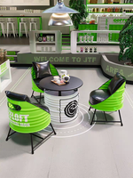 Ensemble table et chaises créatif en forme de fût d'huile pour café et salon de thé, canapé de style industriel pour stand de thé au citron