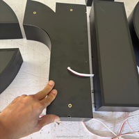 Lettres en relief personnalisées blanches et noires avec éclairage frontal, en acrylique durable, signalétique LED lumineuse pour l'image de marque de la devanture de magasin