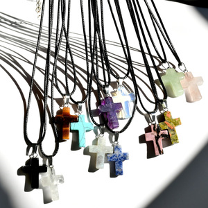حبل جلد طبيعي متقاطع شكل حجر عين النمر قلادة للنساء والرجال - Product Image 3