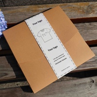 Boîte d'expédition rectangulaire pliable en papier kraft pour t-shirts, avec impression de logo, pour sweats à capuche, vente en gros, en stock