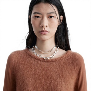 Sweat-shirt en mohair personnalisé pour femme – Vente en gros – Pull doux et moelleux à col rond – Chaud, décontracté, streetwear, mode, vêtement de luxe pour l'hiver - Product Image 5