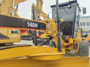 Motoniveladora CAT 140H usada, 14 toneladas, hecha en Japón, componentes de núcleo de máquina de servicio pesado, bomba, caja de cambios, 138KW, excelente rendimiento - Product Image 4