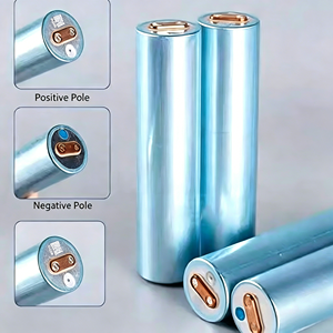 Prezzo Imbattibile: Batteria al Litio Ricaricabile LiFePO4 33140 3.2V 15AH per E-bike/Scooter/ESS/Alimentazione Fai-da-Te - Product Image 1
