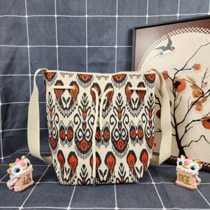 Bolso de hombro plisado a la moda para mujer, bandolera informal de viaje con cordón - Product Image 5