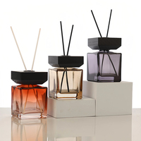 Bouteilles carrées personnalisées pour diffuseur d'arômes en verre avec couvercle en bois, bouchon à vis vide rechargeable pour parfum de maison