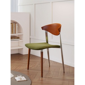 Chaise de salle à manger en bois massif rétro nordique, rembourrée, pour la maison - Product Image 1