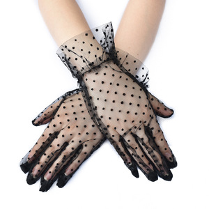 MIO nouvelle mariée accessoires de mariage mitaines femmes Sexy à pois dentelle gants respirant élégant Vintage gaze court poignet gants - Product Image 1