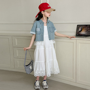 Set Estivo 2026 per Ragazze Adolescenti: <span class=keywords><strong>Camicia</strong></span> in Denim con Bordo in Pizzo a Maniche Corte + Vestito Bianco in Pizzo, Set Casual 2 Pezzi - Product Image 3