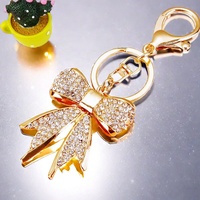 Noeud papillon personnalisé broderie fête Bling sac à main breloque sac à dos strass gonflé personnalisé porte-clés accessoires et bracelets