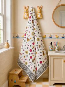 Toallas de baño para niños, las más vendidas, hechas a mano, de tela de algodón cómoda, ligeras y absorbentes, para uso en el baño del bebé, disponibles para la venta. - Product Image 3