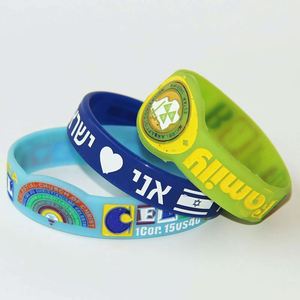 ป้ายห้อยข้อมือซิลิโคนพร้อมโลโก้พิมพ์ลาย - Product Image 2