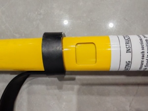 ไม้เทเลสโคปแบบพกพา รูปทรงสามเหลี่ยม ยาว 2.43 เมตร (8 ฟุต) สำหรับงานบนสายไฟฟ้า - Product Image 5