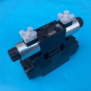 Vanne de commande directionnelle proportionnelle Parker D31FBB32CC4NKW0, type aiguille, vanne hydraulique - Product Image 5