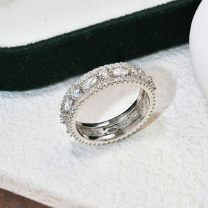 Micro anillo de dedo retro para mujer, círculo completo, Diamante y diamante de laboratorio blanco hueco, anillo de estilo clásico de doble fila - Product Image 1