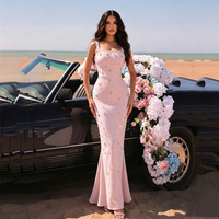 Robe longue moulante blanche ZYHT 75368 à col halter, sans manches, dos nu, avec détails en strass et maille, chic, style européen et américain pour femmes