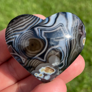 <b>Black</b> Agate <b>Heart</b> Polished Natural Stone Crystal Home Decor - Product Image 3