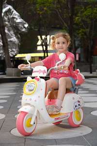 Neues Design Großes <span class=keywords><strong>3</strong></span>-Rad Elektroauto mit Fernbedienung für Kinder, Plastik-Ladeauto zum Draufsitzen - Product Image 5