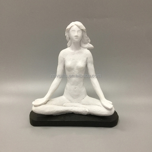Handgemaakte Moderne Yoga Meisje Hars Standbeeld Indoor Tafel Abstracte Kunst Naakt Figuur Creatieve Engel Polysresin Beeldje