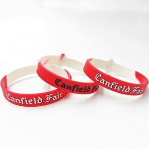 สายรัดข้อมือยางซิลิโคนแบบกำหนดเอง สำหรับของขวัญส่งเสริมการขายแฟชั่น พร้อมข้อความและโลโก้ส่วนตัว - Product Image 4