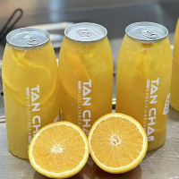 Boîtes en plastique PET transparentes vides de qualité alimentaire de 650 ml (22 oz) avec couvercle facile à ouvrir pour les boissons