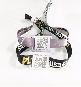Bracelet NFC en tissu personnalisé avec étiquette en PVC NTAG215 - Product Image 1