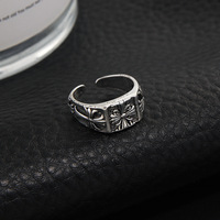 Bague Croisée Vintage pour Hommes Style Hip Hop Punk Tendance Design Ouvert en Alliage – Vente en Gros Europe et Amérique