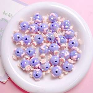 Perles acryliques 3D peintes à la main, perles colorées en forme de diamant, perles lâches de 16 mm de forme irrégulière pour chaîne de téléphone portable DIY - Product Image 2