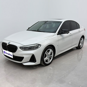 Sedán Usado <span class=keywords><strong>BMW</strong></span> <span class=keywords><strong>Serie</strong></span> <span class=keywords><strong>1</strong></span> 120i <span class=keywords><strong>M</strong></span> Sport Shadow Edition 2023, <span class=keywords><strong>1</strong></span>.5T 136PS Gasolina, Auto de <span class=keywords><strong>Segunda</strong></span> <span class=keywords><strong>Mano</strong></span>, Techo Panorámico, Asientos de Cuero - Product Image 1
