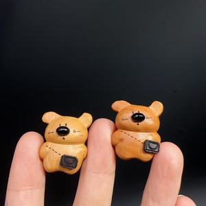 Cuentas sueltas de madera de durazno con forma de oso para hacer pulseras, artesanía y joyería - Product Image 1