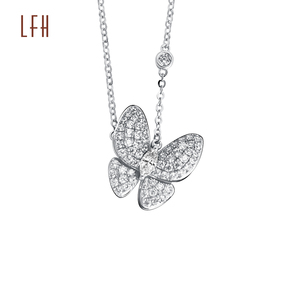 Collana in Oro Bianco Massiccio 18K con Ciondolo a Farfalla Personalizzato, Gioielli in Oro Reale 18K, Gioielleria Saudita, Impegnabile - Product Image 1