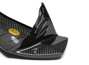 ฝาครอบกระจกมองหลังคาร์บอนไฟเบอร์แบบแห้ง สำหรับรถ Cadillac CTS, CT5, CT6V รุ่น Horn Style - Product Image 4