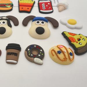 인터넷-유명한 PVC 2D 귀여운 만화 월리스 및 그로밋 신발 매력 나막신을위한 부드러운 고무 DIY 이동식 신발 버클 - Product Image 5