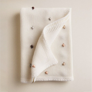 Manta de punto de algodón orgánico al por mayor <span class=keywords><strong>para</strong></span> bebé, manta de punto con pompones, manta <span class=keywords><strong>para</strong></span> recién nacido, manta <span class=keywords><strong>para</strong></span> envolver al bebé - Product Image 1
