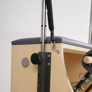 Équipement de studio en bois d'érable - Chaise de Pilates combinée pour le yoga corporel et la remise en forme, avec poignée et anneau de traction, axée sur la santé - Product Image 6