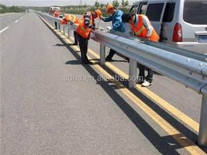 Guardrail Stradali Q235 Q355 a Basso Prezzo, Barriere per il Traffico con Certificato CE per Autostrade e Cantieri Edili - Product Image 6