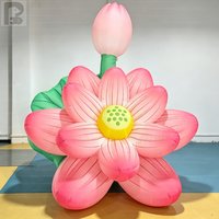 Modèle de fleur de lotus gonflable géant personnalisé, grand lotus rose gonflable avec bourgeon et feuille pour la décoration de centres commerciaux, de festivals et de jardins