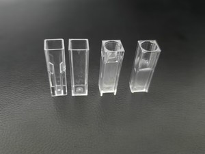 Cuvete Micro Descartável FSK de Quatro Tipos em Material PS/PMMA 1.5ml-4ml OEM para Uso em Laboratório e Médico Personalizável com Garantia de 3 Anos - Product Image 4