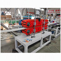 Machine d'extrusion bivis en PVC avec moteur pour la production de profilés d'angle et de cornières murales