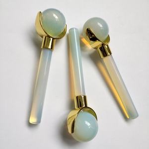 Gmagic Rouleau de jade anti-âge et Gua Sha Set pour massage facial Rouleau bleu avec rouleau multi-ingrédients pour le visage - Product Image 4