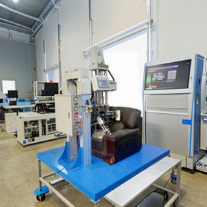 Testeur de durabilité des canapés conforme à la norme QB/T1952.1, équipement de test de meubles, marque HOTOTECH, protection IP55, puissance 1KW, tension 220V - Product Image 6