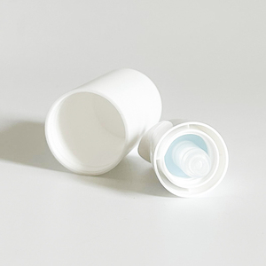 Flacon pulvérisateur cosmétique en <span class=keywords><strong>plastique</strong></span> transparent givré personnalisé de 100 ml, 30 ml, 50 ml, flacon pompe sans air de luxe pour lotion - Product Image 4
