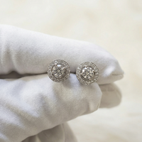 Boucles d'oreilles minimalistes en platine serties de diamants de 0,75 carat, sertissage à pression, pierres brillantes de haute clarté certifiées IGI